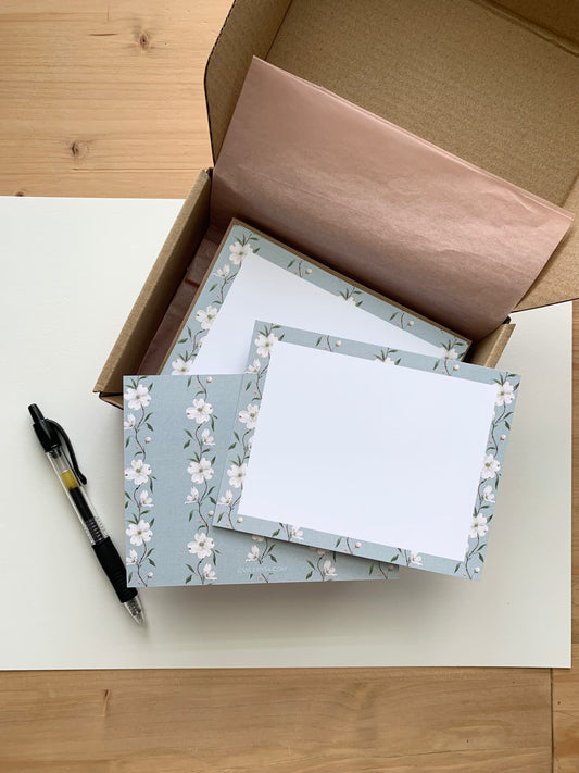 Dogwood Flat Notecard Stationery Set